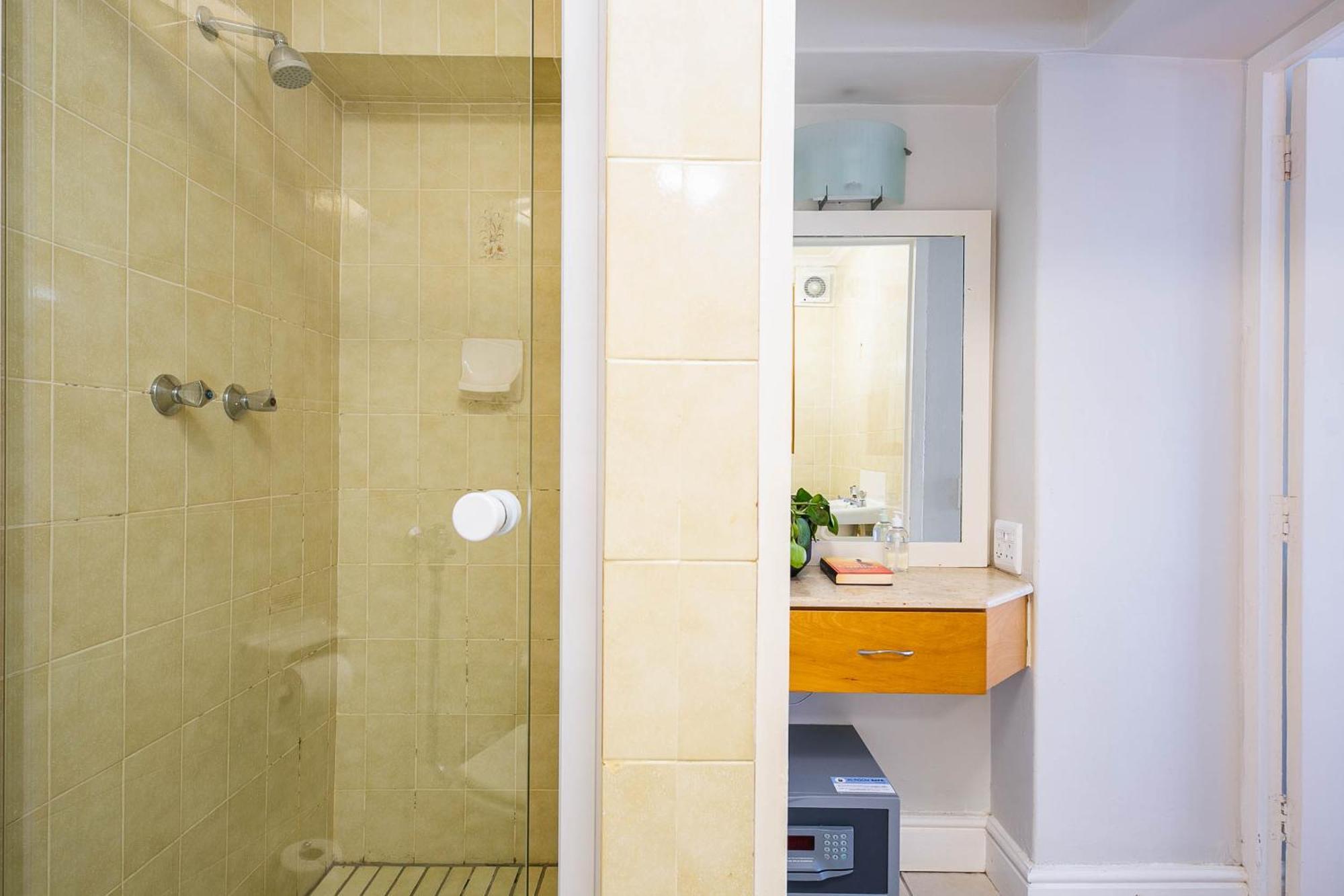 Beach Studios- Camps Bay Cape Town Bilik gambar